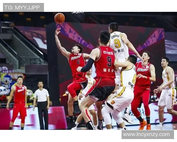 广州网球队在大满贯积分榜上以65分稳居第一名展现强劲实力 广州网球队在大满贯积分榜上以65分稳居第一名展现强劲实力