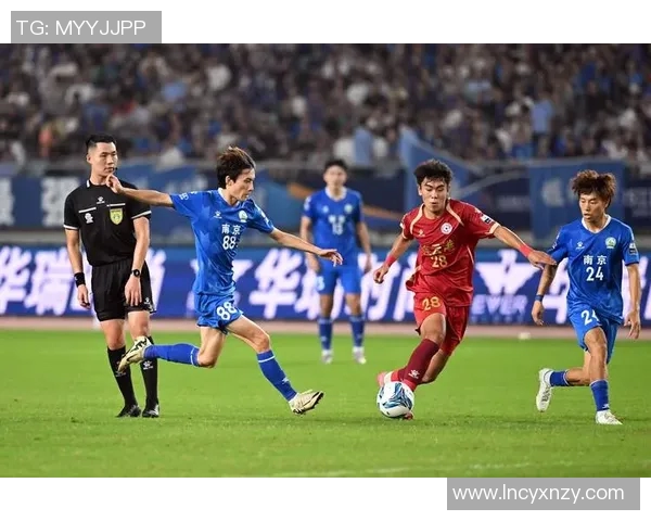 南京排球队在钻石联赛中的战术表现分析与点评 南京排球队在钻石联赛中的战术表现分析与点评