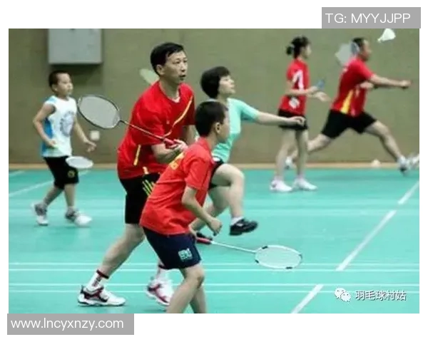 成都羽毛球队个人能力引发热议球员表现与团队协作的争论分析 成都羽毛球队个人能力引发热议球员表现与团队协作的争论分析