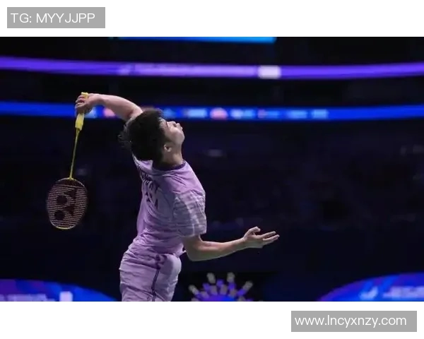 张芳专访:从青涩小将到羽毛球明星的成长之路回顾 张芳专访:从青涩小将到羽毛球明星的成长之路回顾