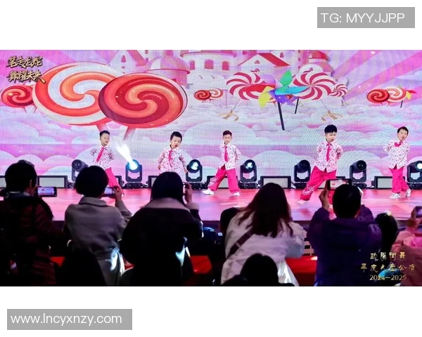 武汉街舞队荣登全国街舞配合排行榜第二名展现实力与魅力 武汉街舞队荣登全国街舞配合排行榜第二名展现实力与魅力