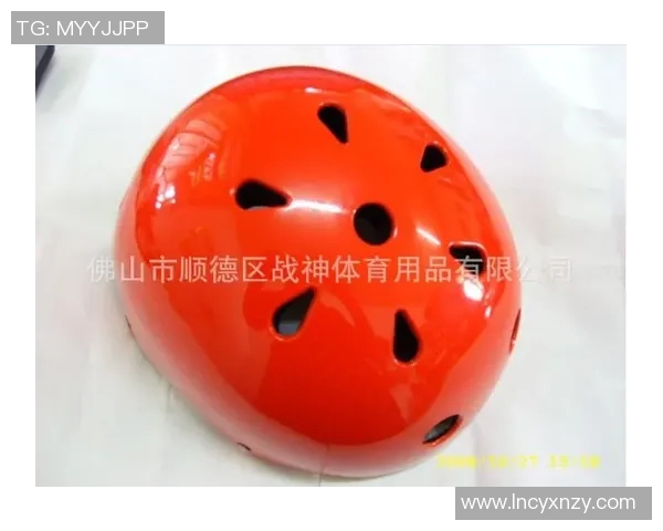 街舞装备选购指南:如何选择适合你的头盔推荐与技巧分享 街舞装备选购指南:如何选择适合你的头盔推荐与技巧分享