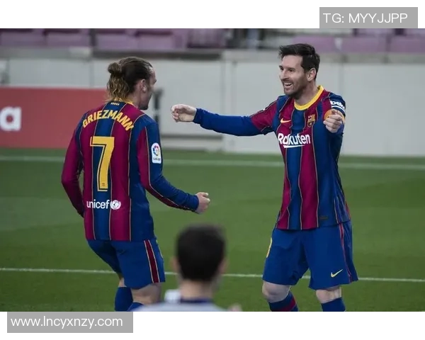 格列兹曼的足球之路:从天才少年到世界级球星的成长历程与成就分析 格列兹曼的足球之路:从天才少年到世界级球星的成长历程与成就分析