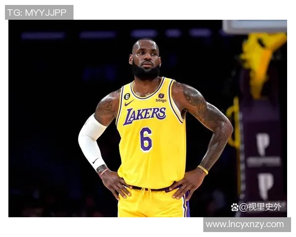 詹姆斯与科比的巅峰对决41分的传奇之战回顾与分析