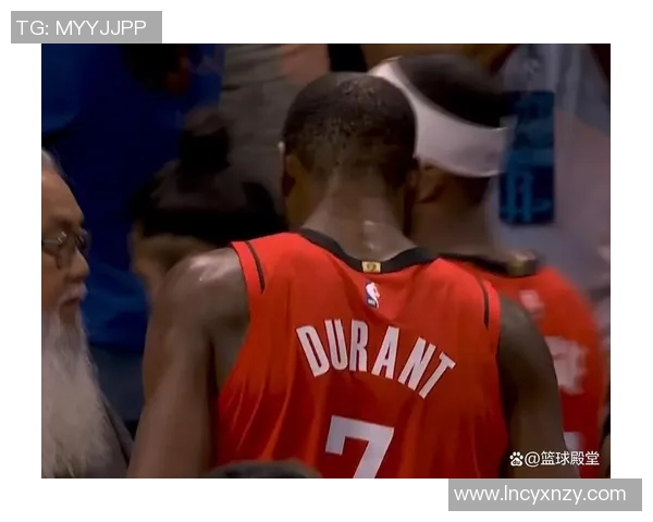 21日NBA雷霆对火箭精彩比赛录像回放及精彩瞬间分析 21日NBA雷霆对火箭精彩比赛录像回放及精彩瞬间分析