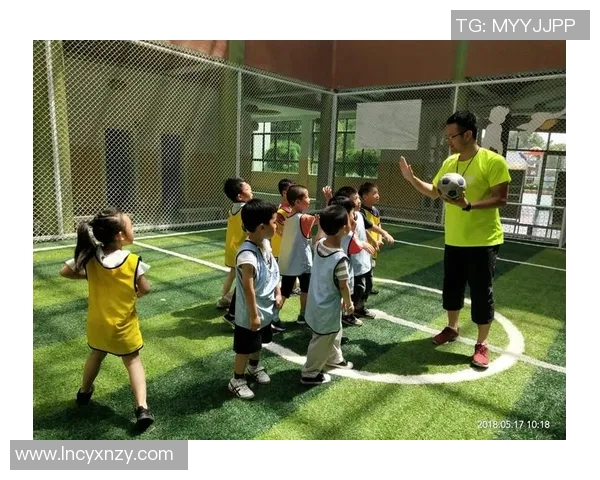 与张芳对话探讨她的足球生涯与未来发展之路 与张芳对话探讨她的足球生涯与未来发展之路