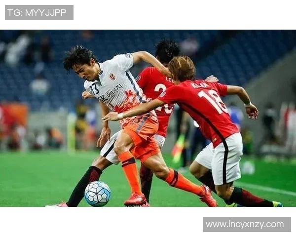 福冈黄蜂与横滨FC比赛因故延期球迷期待新赛程安排